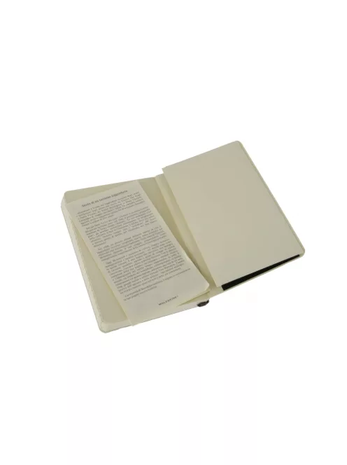 MOLESKINE NOTESZ QP611 PUHA FEKETE ""P"" VONALAS (7490139000)