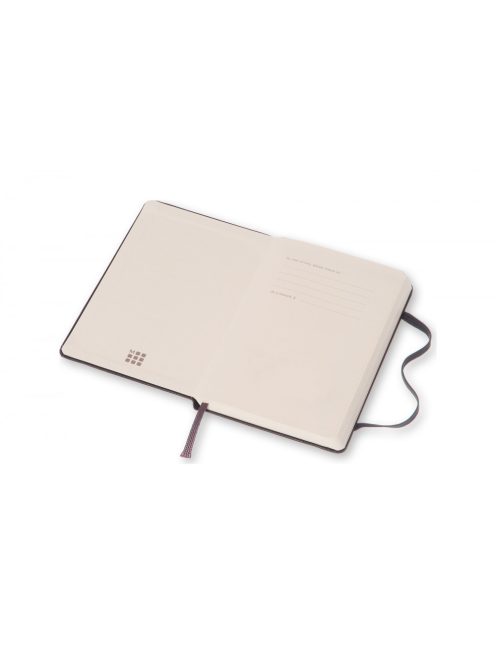 MOLESKINE NOTESZ MM713 KEMÉNY FEKETE "P" PONTOZOTT (7490172000)