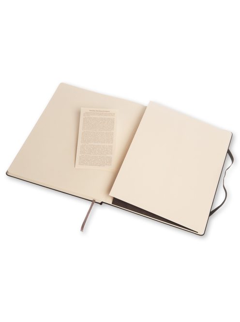MOLESKINE NOTESZ QP090 KEMÉNY FEKETE "XL" VONALAS (7490174000)