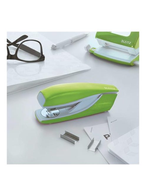 Tűzőgép, 24/6, 26/6, 30 lap, LEITZ "Nexxt Wow", zöld (E55021054)