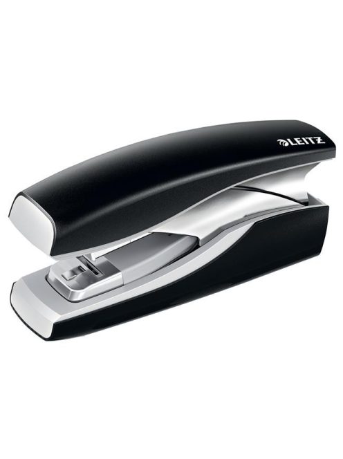 Tűzőgép, 26/6, 30 lap, LEITZ "Nexxt Softpress", fekete (E56030095)