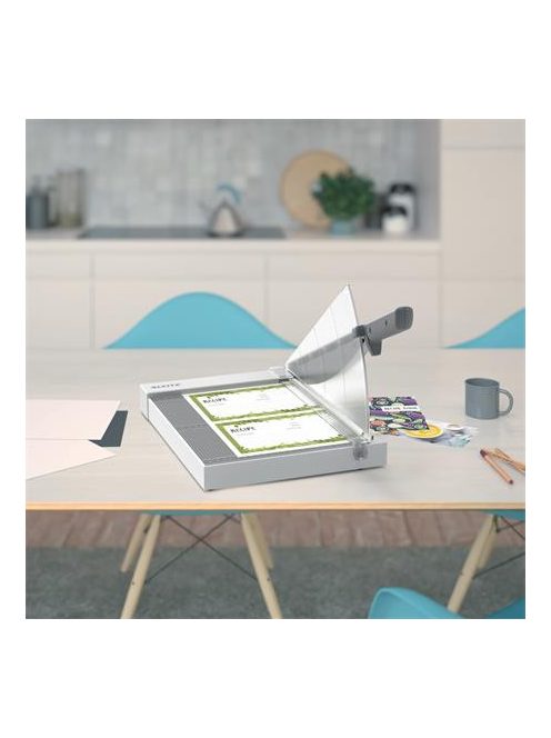 Vágógép, karos, A4, 8 lap, LEITZ "Precision Home A4" (E90180000)