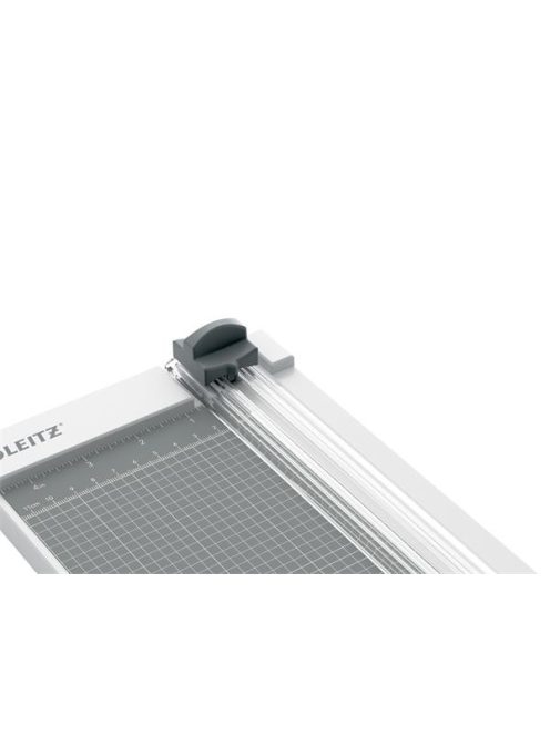 Vágógép, görgős, A4, 8 lap, LEITZ "Precision Home A4" (E90250000)