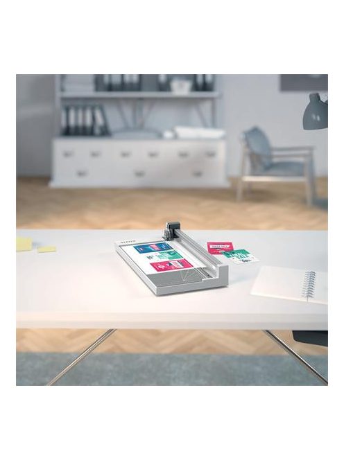 Vágógép, görgős, A4, 10 lap, LEITZ "Precision Home Office A4" (E90260000)