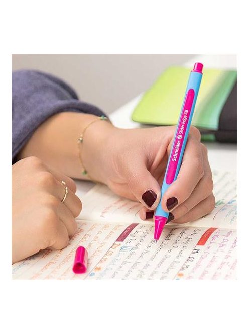 Golyóstoll, 0,7 mm, kupakos, SCHNEIDER "Slider Edge XB", lila (TSCSLEXBL)