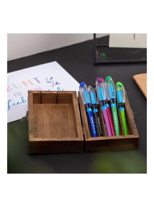 Golyóstoll, 0,7 mm, kupakos, SCHNEIDER "Slider Basic XB", piros (TSCSLIXBP)